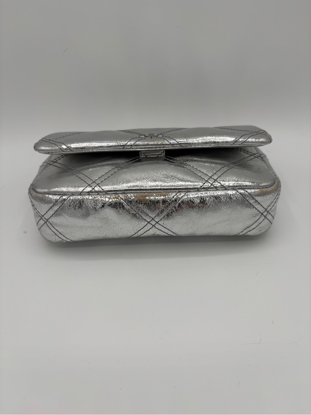 Silver Tory Burch- Kira Diamond Quilt Flap Bag - Picture 15 of 15